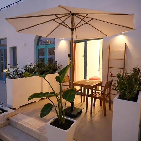 Modern Art Drymades Village Santorini- Seaside Apartman Palasa