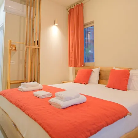 Apartman Modern Art Drymades Village Santorini- Seaside