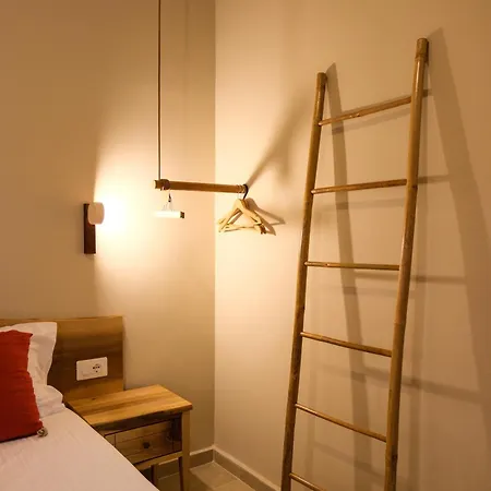 شقة Modern Art Apt Drymades Village Santorini- Seaside بالاسي
